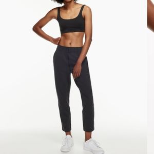 The Group by Babaton Weekender Pant Size M